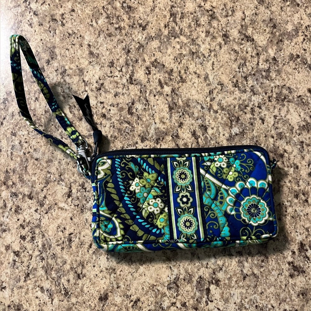 Vera Bradley Rhythm and Blues Wristlet - Like New